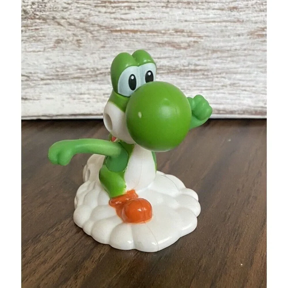 Yoshi 2018 Nintendo McDonald's Toy/Figure - Super Mario Bros Cake Topper Green
